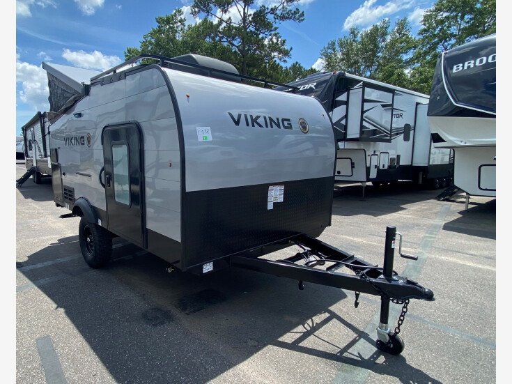 Thumbnail Photo undefined for New 2022 Coachmen Viking